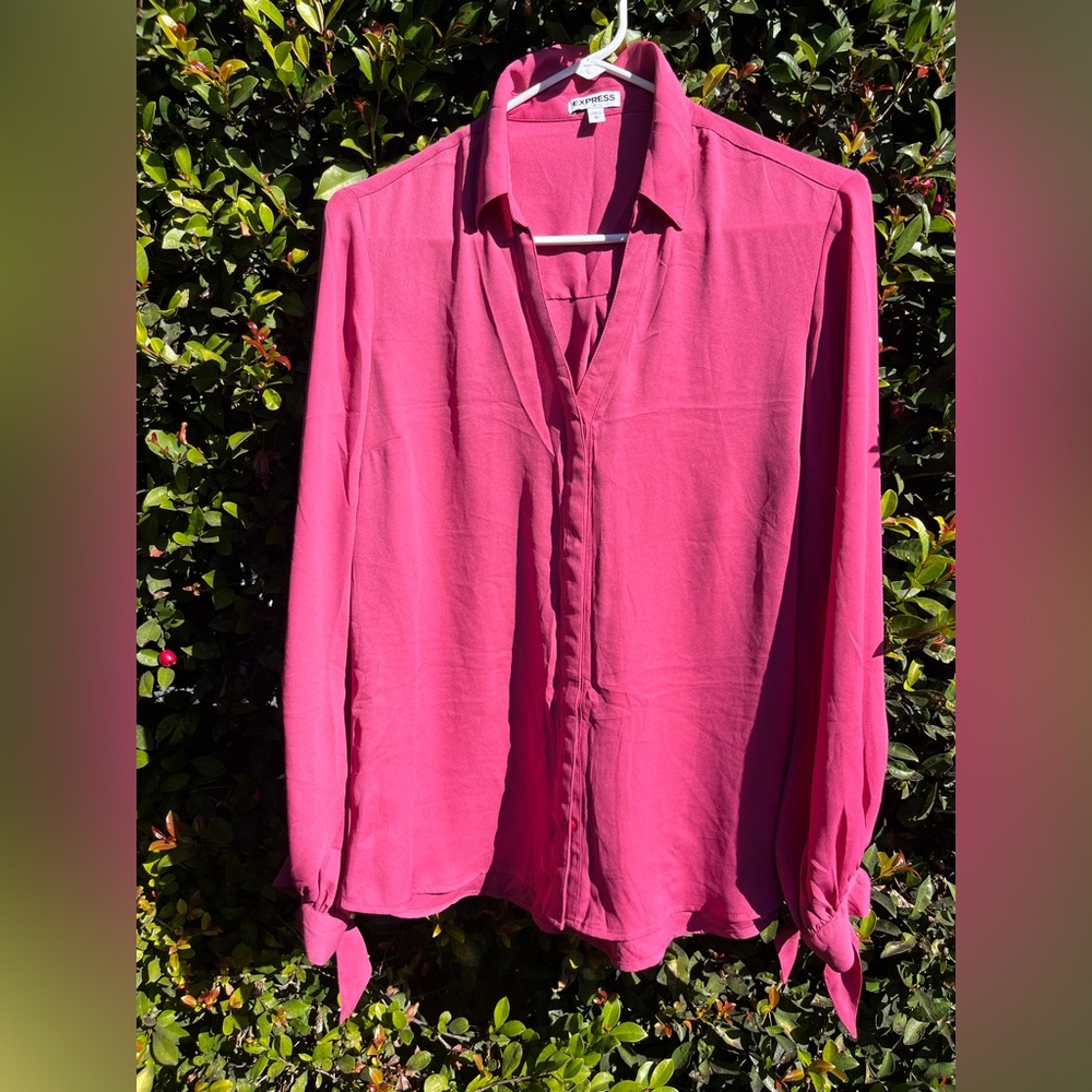 Express Women Pink Long Sleeve Tie at Wrist